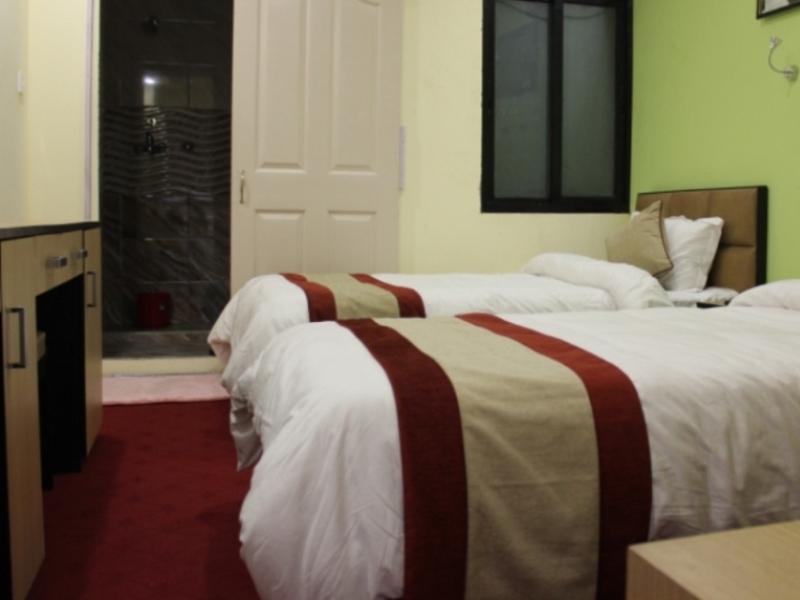 Oyo 105 Hotel Travel Inn Катманду Екстер'єр фото