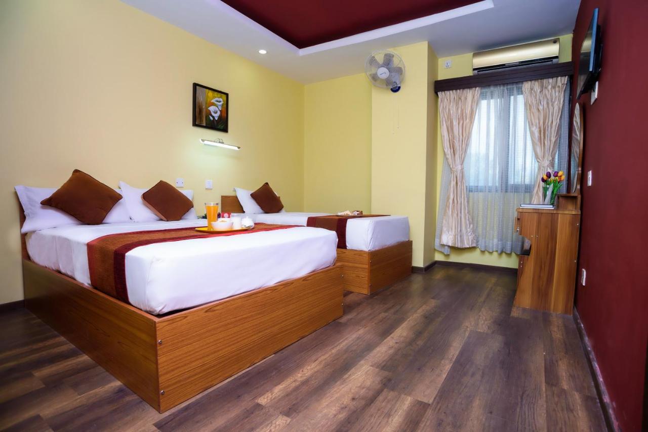 Oyo 105 Hotel Travel Inn Катманду Екстер'єр фото
