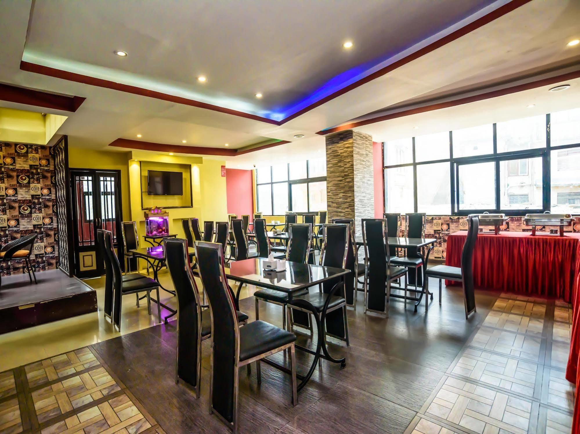 Oyo 105 Hotel Travel Inn Катманду Екстер'єр фото